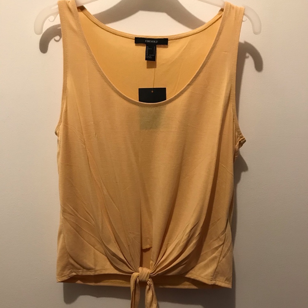 ⚠️NWT Forever 21 Yellow Tank⚠️